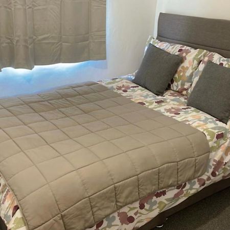 Small Room In Horfield 3 브리스틀 외부 사진
