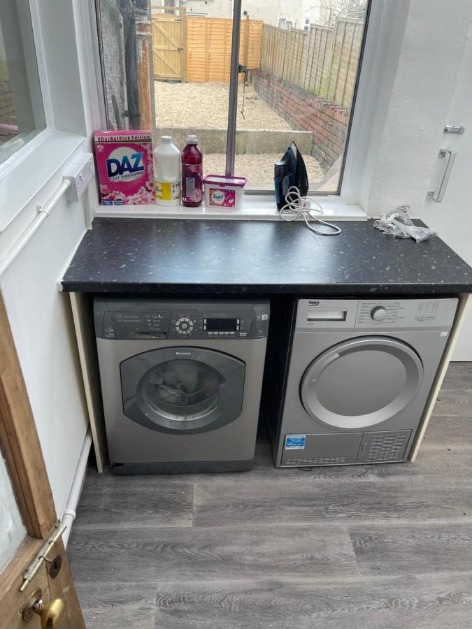 Small Room In Horfield 3 브리스틀 외부 사진